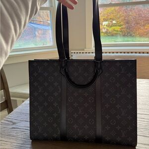 NWT Louis Vuitton Sac Plat 24h